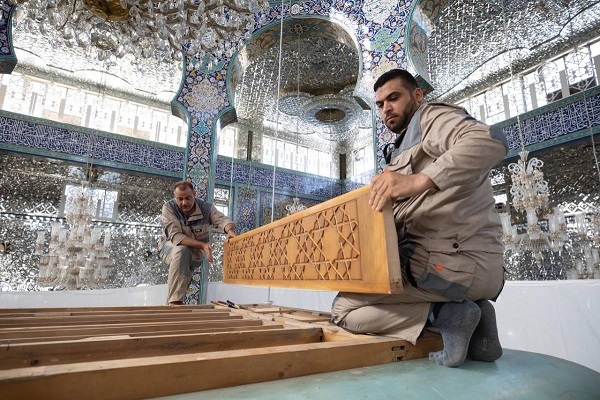 تداوم عملیات برچیدن ضریح قدیمی حضرت زینب (ع)+ عکس