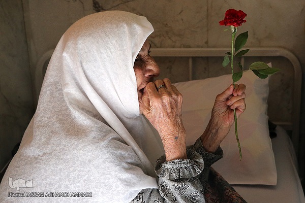 چگونه حال خوش را به روزگار سالمندی گره بزنیم