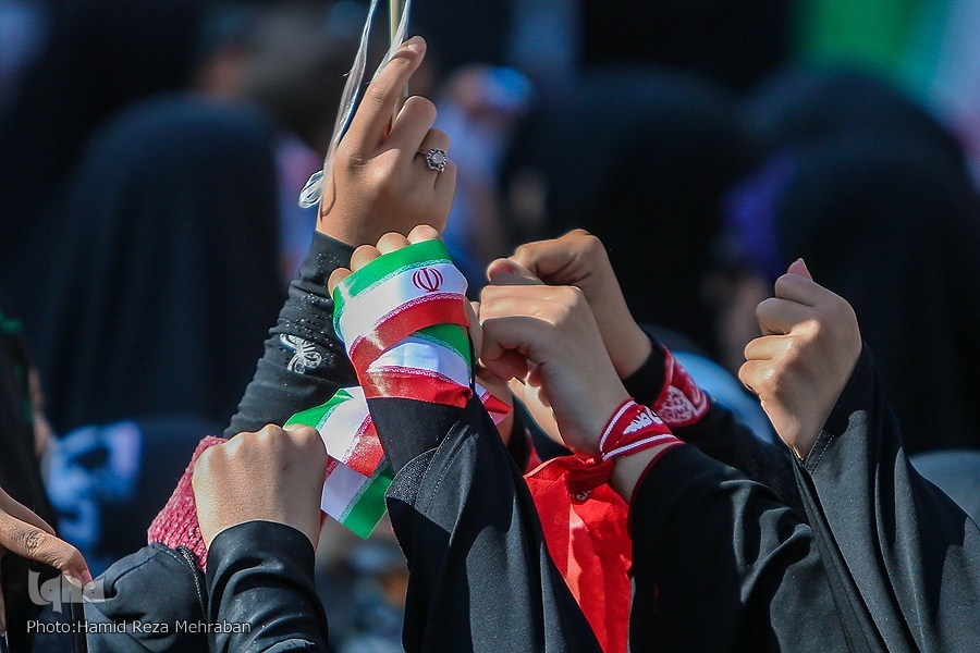 وقت‎شناسی ملت استکبارستیز؛ همدل مقابل جنگ ترکیبی دشمن ایستاده‌ایم