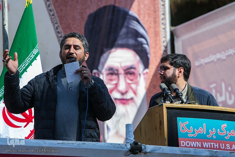 وقت‎شناسی ملت استکبارستیز؛ همدل مقابل جنگ ترکیبی دشمن ایستاده‌ایم