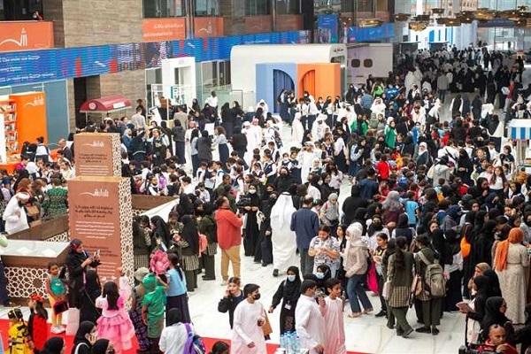 عرضه ترجمه قرآن به بیش از 76 زبان در نمایشگاه شارجه