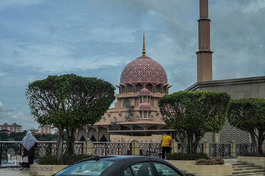 نمای بیرونی مسجد پوترا نمای بیرونی مسجد پوترا