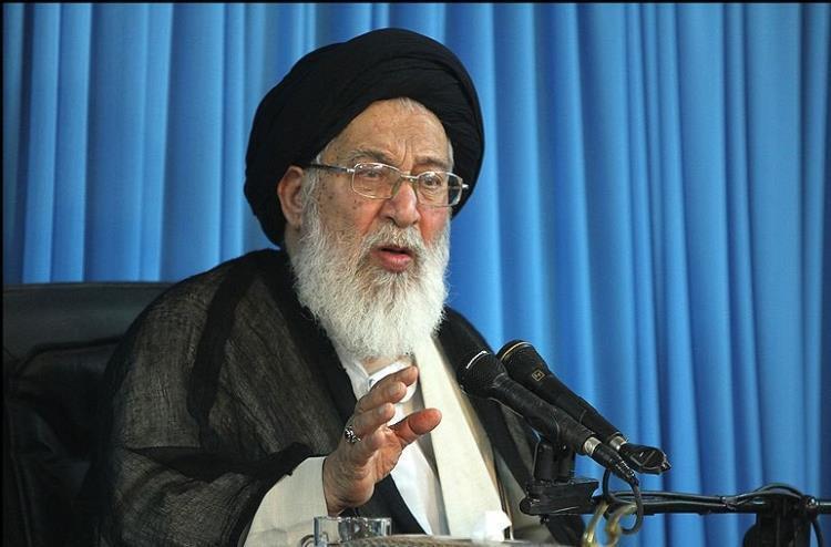 آیا تفسیر قرآن به قرآن به معنای بی‌نیازی از عترت است؟ + صوت