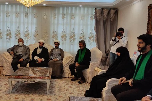 خانواده شهید فریدالدین معصومی تجلیل شدند