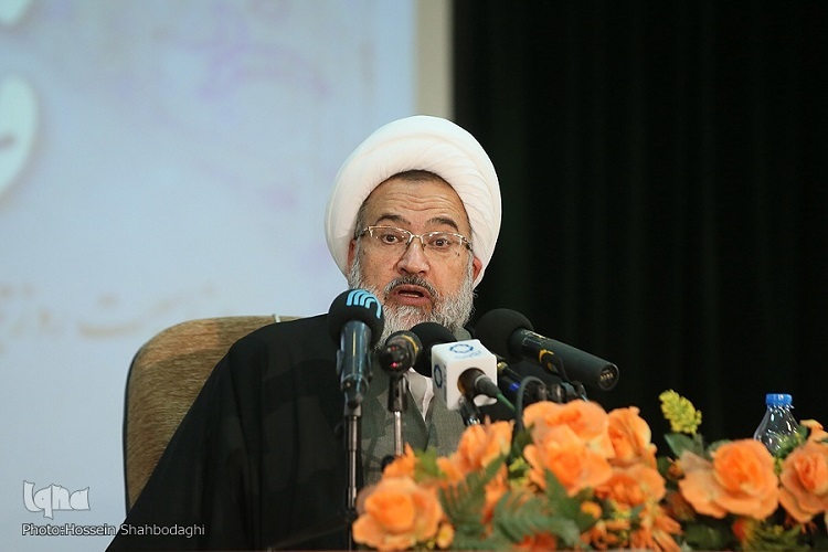 ابوالقاسم علیدوست