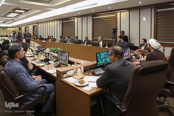 جمعه/////بررسی حکمرانی محتوای کودک و نوجوان در فضای مجازی