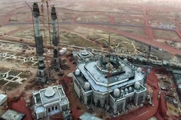 مسجد مصر نمادی از معماری نوین دینی در مصر مسجد مصر نمادی از معماری نوین دینی در مصر