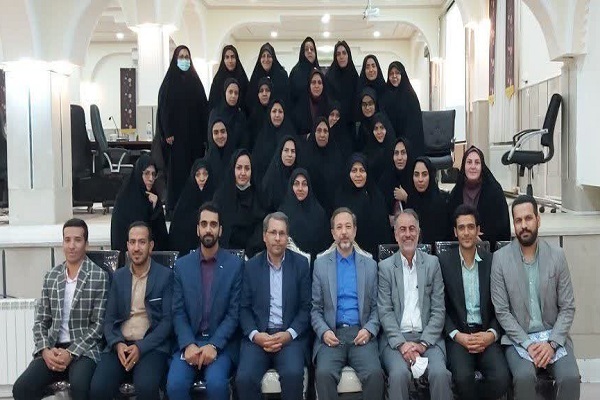 کارگاه تخصصی به منظور ارتقای صلاحیتهای حرفهای آموزگاران کارگاه تخصصی به منظور ارتقای صلاحیتهای حرفهای آموزگاران