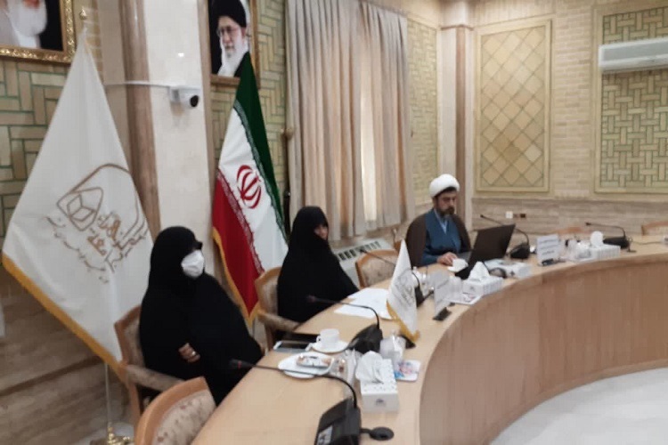 برپایی نشست‌های علمی و مناظره با موضوع جنگ شناختی/ تالیف دانشنامه زن مسلمان