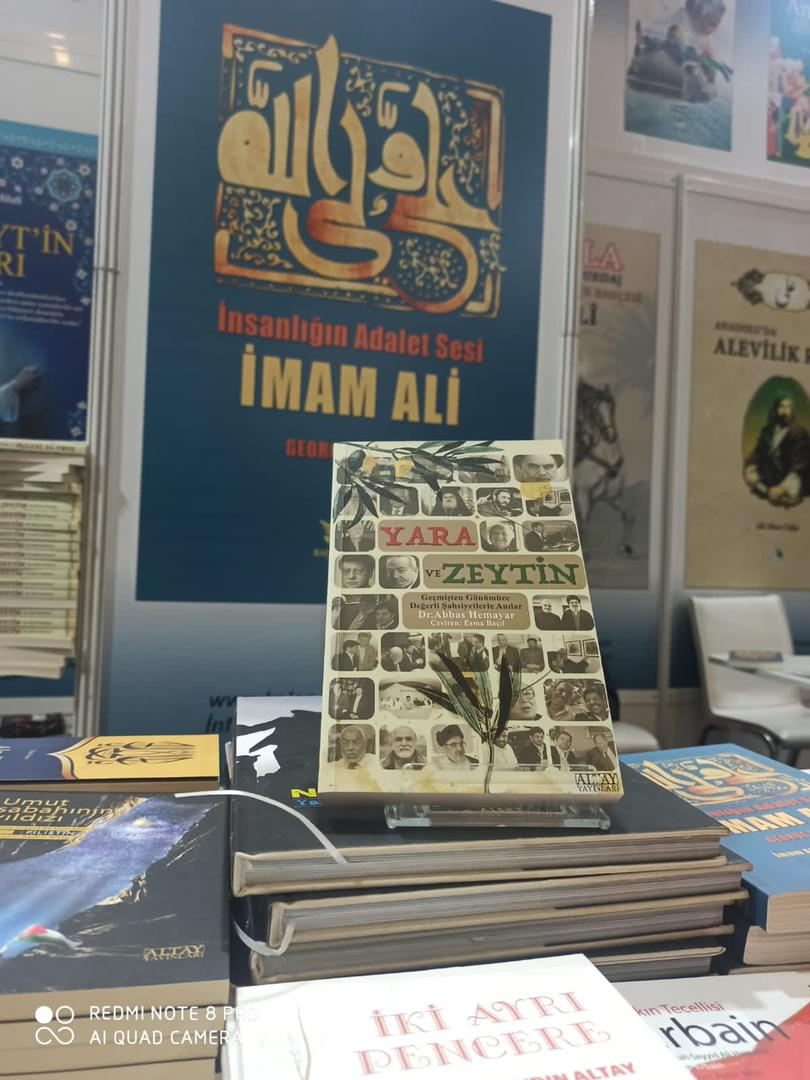 «زخم و زیتون» به ترکی استانبولی منتشر شد