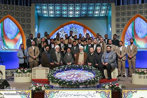 اجرای همخوانی اسماءالحسنی از سوی رئیس سازمان اوقاف + فیلم اجرای همخوانی اسماءالحسنی از سوی رئیس سازمان اوقاف + فیلم