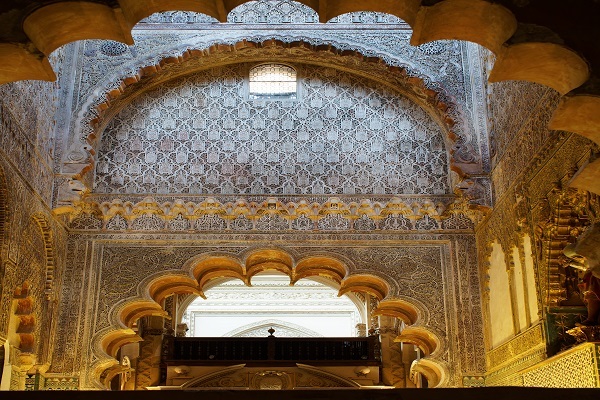 جایگاه کتیبههای قرآنی در معماری مساجد اسپانیا جایگاه کتیبههای قرآنی در معماری مساجد اسپانیا