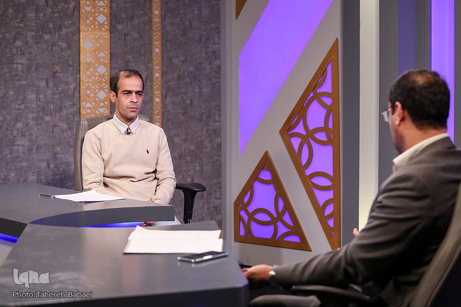 فاصله ما از قرآن به مرحله آسیبزنندگی رسیده است / ورود درس قرآن به تمامی رشتهها فاصله ما از قرآن به مرحله آسیبزنندگی رسیده است / ورود درس قرآن به تمامی رشتهها