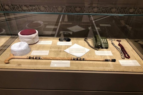 مجمع قرآن کریم در شارجه میزبان آثار و وسایل قاری حافظ خلیل اسماعیل مجمع قرآن کریم در شارجه میزبان آثار و وسایل قاری حافظ خلیل اسماعیل