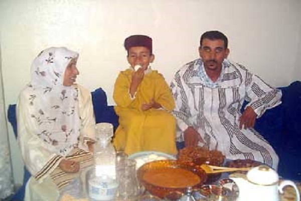 روزهداران کوچک در مراکش؛ از حنابندان دختران تا نردبان عروج روزهداران کوچک در مراکش؛ از حنابندان دختران تا نردبان عروج