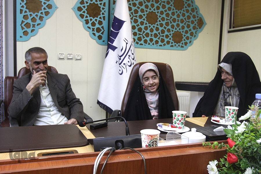 عطیه عزیزی، حافظ کل قرآن دهه نودی عطیه عزیزی، حافظ کل قرآن دهه نودی