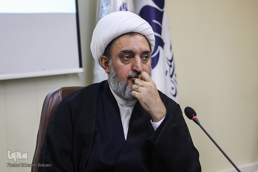 هر یک در قبال نماز چه وظایفی داریم + فیلم