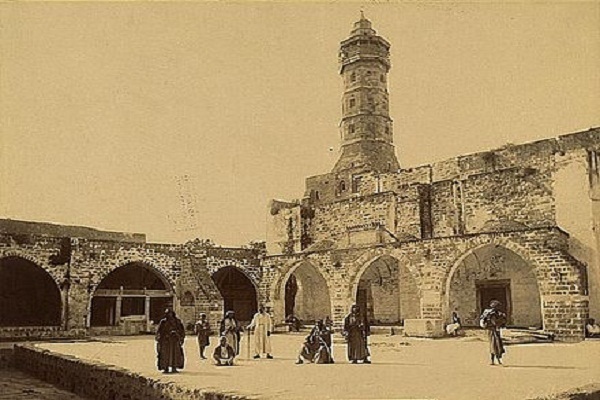 انس فلسطینیان با مسجد تاریخی العمری در قلب غزه/اماده