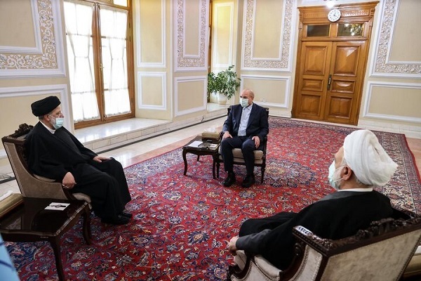 نشست سران قوا به میزبانی رئیس مجلس برگزار شد