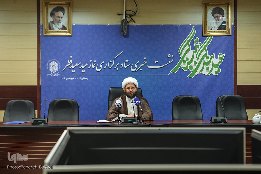 حجتالاسلام و المسلمین علی نوری، رئیس ستاد برگزاری نماز عید سعید فطر حجتالاسلام و المسلمین علی نوری، رئیس ستاد برگزاری نماز عید سعید فطر