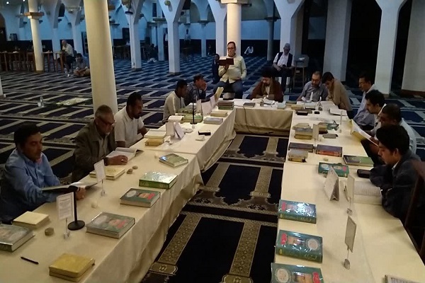 برپایی مراسم جزءخوانی قرآن و تفسیر در مسجد خوجههای اثنی عشری شهر آنتاناناریوو برپایی مراسم جزءخوانی قرآن و تفسیر در مسجد خوجههای اثنی عشری شهر آنتاناناریوو