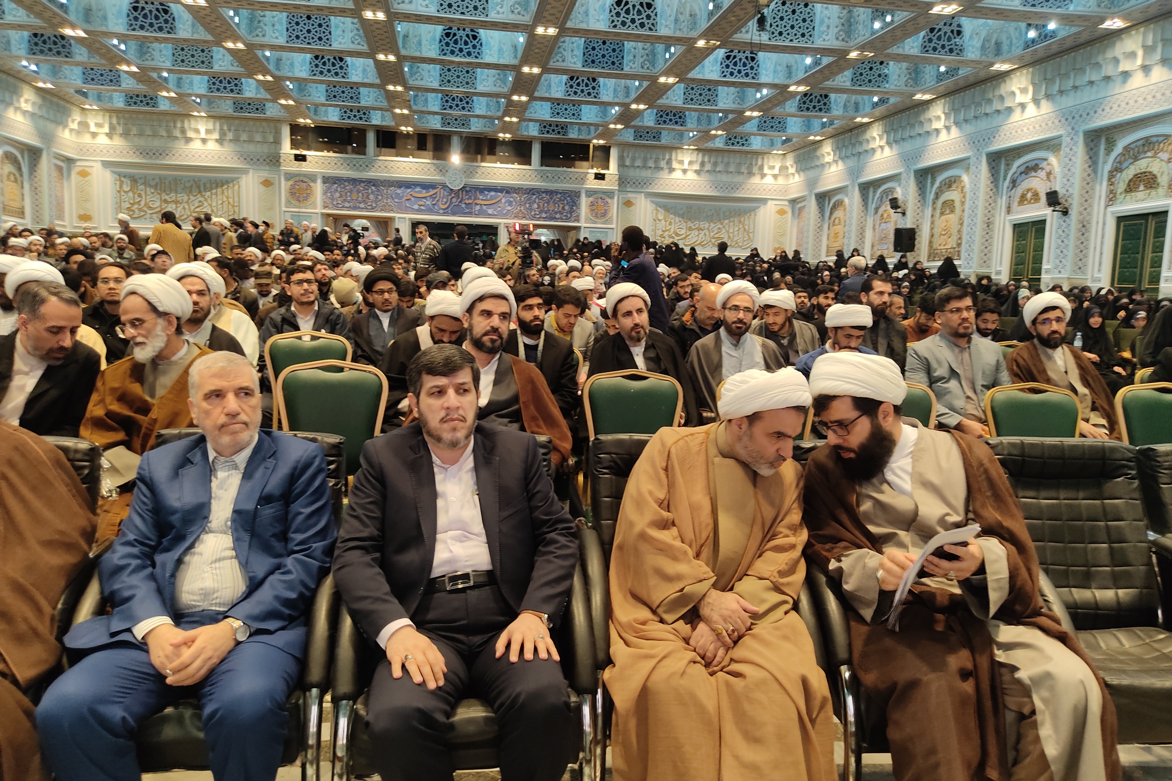 افتتاح کنگره بین‌المللی اندیشه‌های قرآنی مقام معظم رهبری در حرم مطهر رضوی