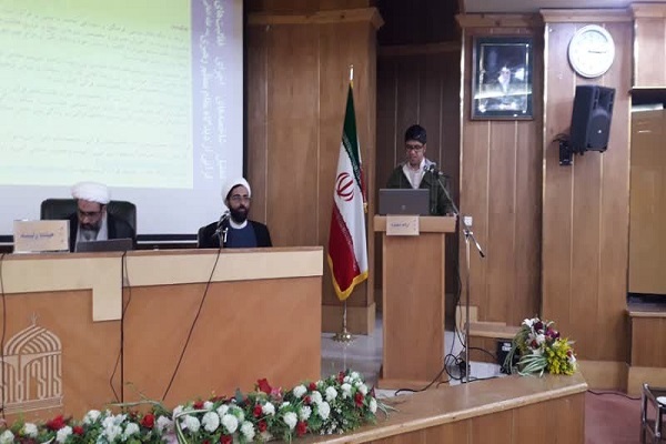 تبیین نگاه ویژه رهبر معظم انقلاب به فهم قرآن و تدبر در آیات کلام وحی