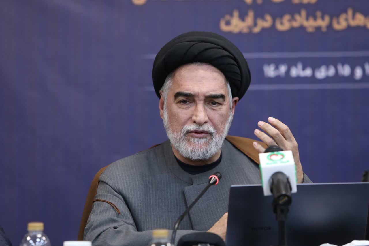 چالش‌های حقوقی و اخلاقی به کارگیری شخص سوم در درمان ناباروری