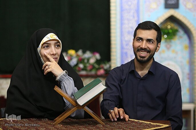 «مشکل‌گشا» رویدادی قرآنی که زمینه وصال دو حافظ قرآن شد + فیلم