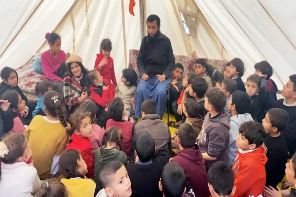 خیمههای آموزش قرآن در اردوگاههای فلسطینی غزه +عکس خیمههای آموزش قرآن در اردوگاههای فلسطینی غزه +عکس