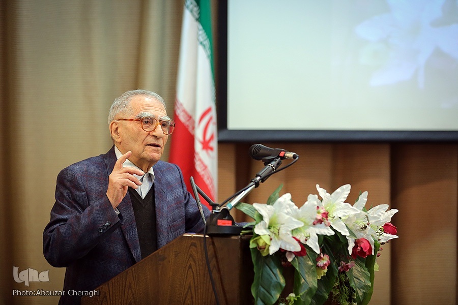 «زندگی» به روایت کریم مجتهدی «زندگی» به روایت کریم مجتهدی