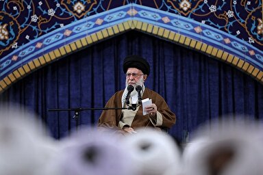 فیلم | حضور در انتخابات صرفاً تکلیف نیست، حق مردم است