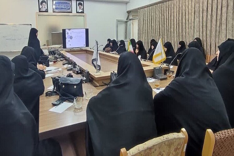 ارسال/ «دوشنبه‌های شهدایی» در جامعة الزهرا(س) اجرا می‌شود