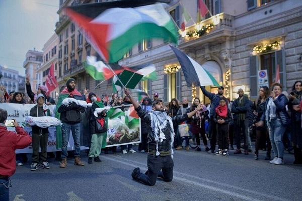 لغو جشنهای کریسمس حامیان فلسطین در جهان برای غزه لغو جشنهای کریسمس حامیان فلسطین در جهان برای غزه