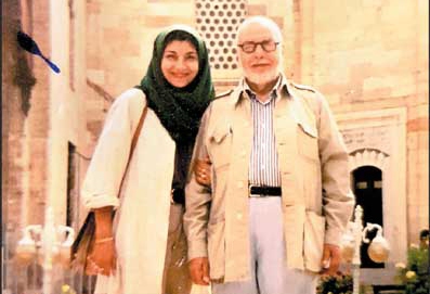 «سایه روشن خیال» و جلوه‌ای از چهره‌ احمد مهدوی دامغانی که نمی‌شناسیم