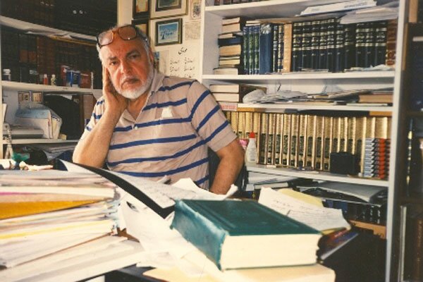 «سایه روشن خیال» و جلوه‌ای از چهره‌ احمد مهدوی دامغانی که نمی‌شناسیم