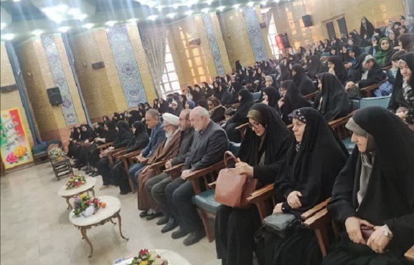 اجتماع بزرگ بانوان قرآنی در دارالقرآن‌الکریم زنجان