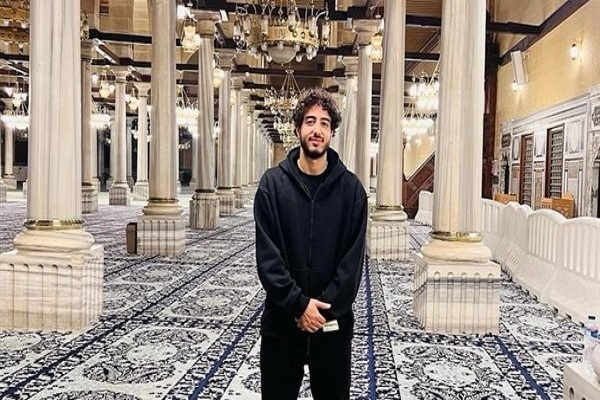 واکنش الازهر و درالافتای مصر به جنجال بر سر زیارت بازیکن الاهلی مصر از مسجد امام حسین (ع) قاهره واکنش الازهر و درالافتای مصر به جنجال بر سر زیارت بازیکن الاهلی مصر از مسجد امام حسین (ع) قاهره