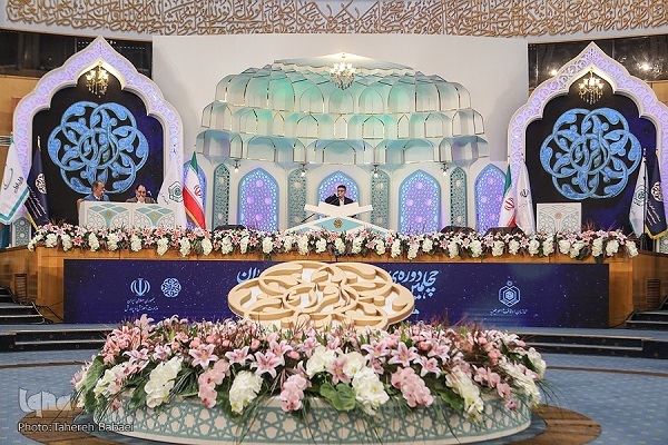 اختصاص میز راهنما در سالن اصلی مسابقات بین‌المللی قرآن