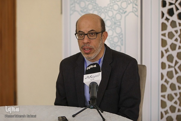 تأثیرات مثبت میز راهنمایی در اجرای متسابقان؛ منعکس کننده اهتمام نظام به قرآن باشیم + فیلم