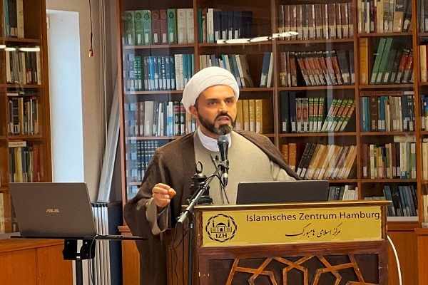 مدرسه زمستانی «مطالعات قرآنی در جهان معاصر» در هامبورگ برگزار شد مدرسه زمستانی «مطالعات قرآنی در جهان معاصر» در هامبورگ برگزار شد