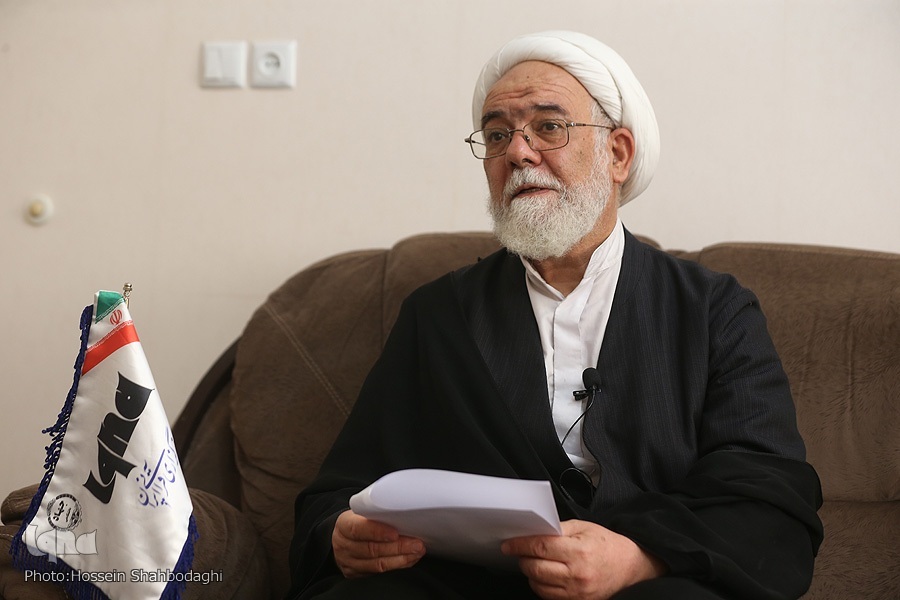 مردمداری و رعایت حقالناس از ویژگیهای برجسته آیتالله صلواتی بود مردمداری و رعایت حقالناس از ویژگیهای برجسته آیتالله صلواتی بود