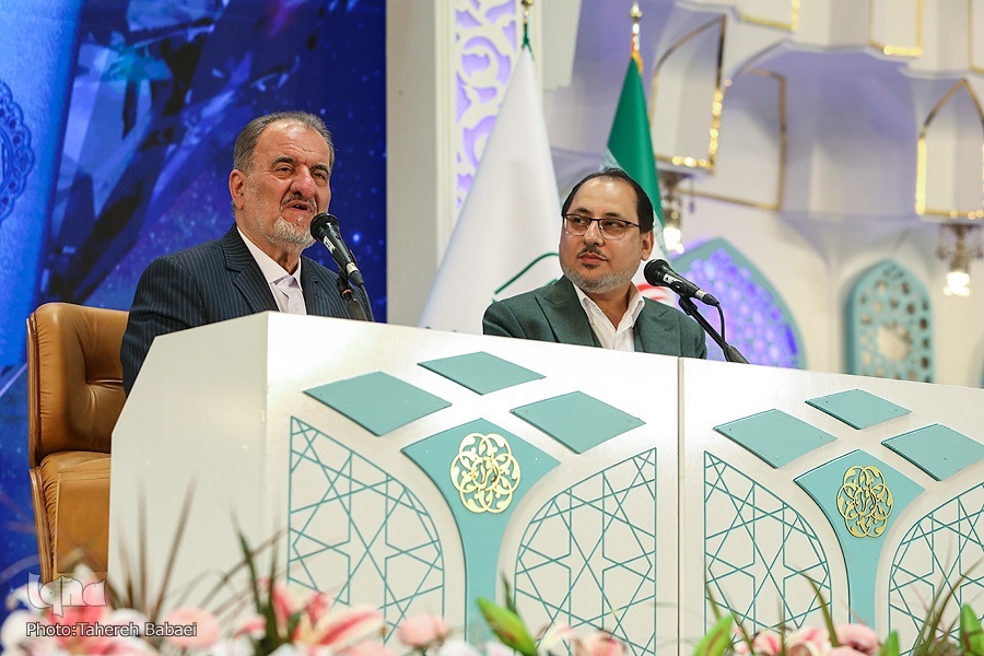 اوج هیجان در سالن اجلاس سران با تلاوت قاسم مقدمی / تحلیلی بر نور سالن مسابقات + فیلم اوج هیجان در سالن اجلاس سران با تلاوت قاسم مقدمی / تحلیلی بر نور سالن مسابقات + فیلم