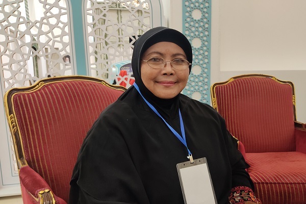 انس با قرآن باید از سنین پایین با روح و جان کودکان عجین شود انس با قرآن باید از سنین پایین با روح و جان کودکان عجین شود