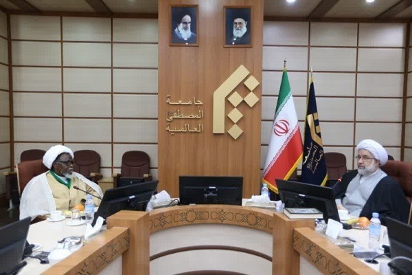 شیخ ابراهیم زکزاکی، رهبر جنبش اسلامی نیجریه در المصطفی شیخ ابراهیم زکزاکی، رهبر جنبش اسلامی نیجریه در المصطفی