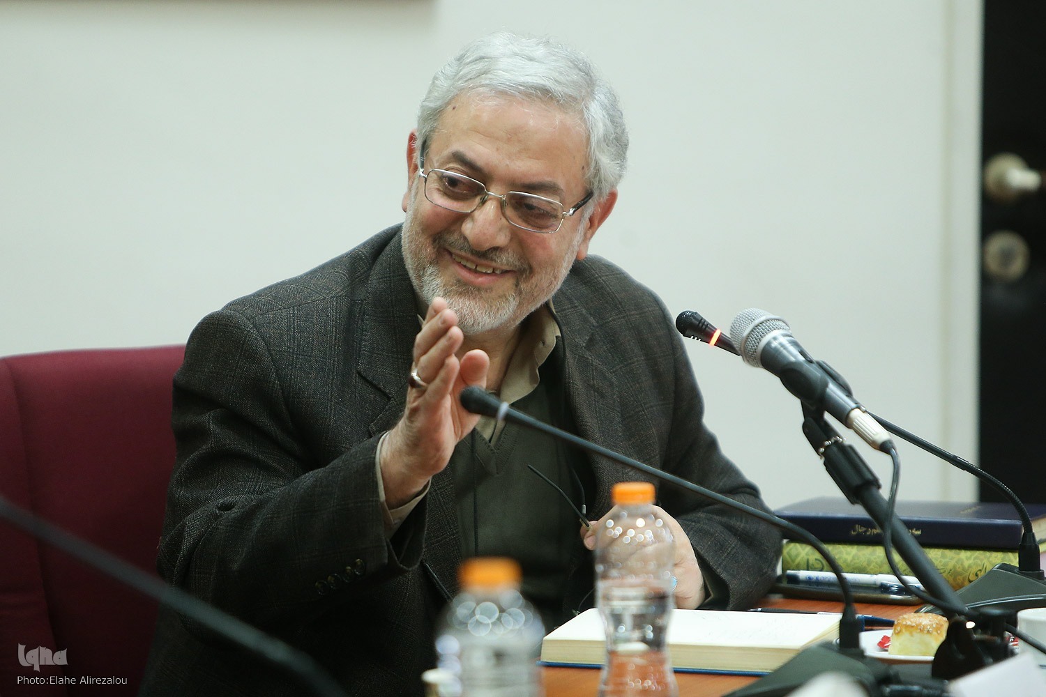 حمیدرضا مستفید حمیدرضا مستفید