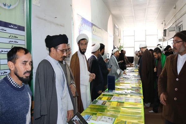 نمایشگاه عملکرد و دستاورد‌های فرهنگی مجتمع عالی فقه برپا شد