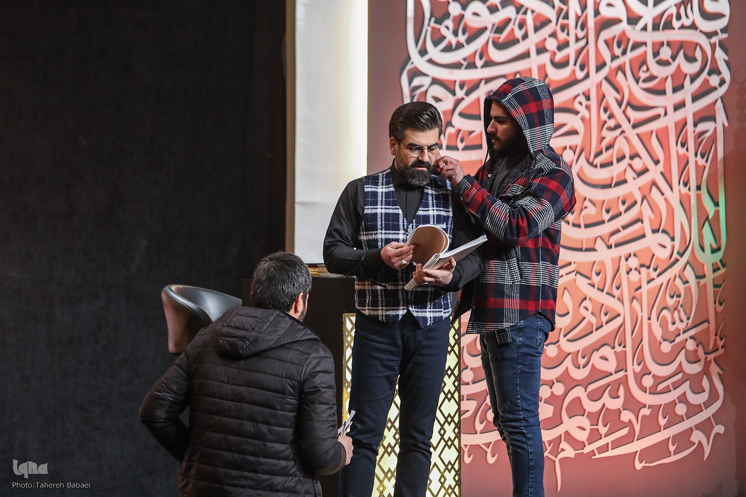 گزارش محفل/ منتظر عکس گزارش محفل/ منتظر عکس