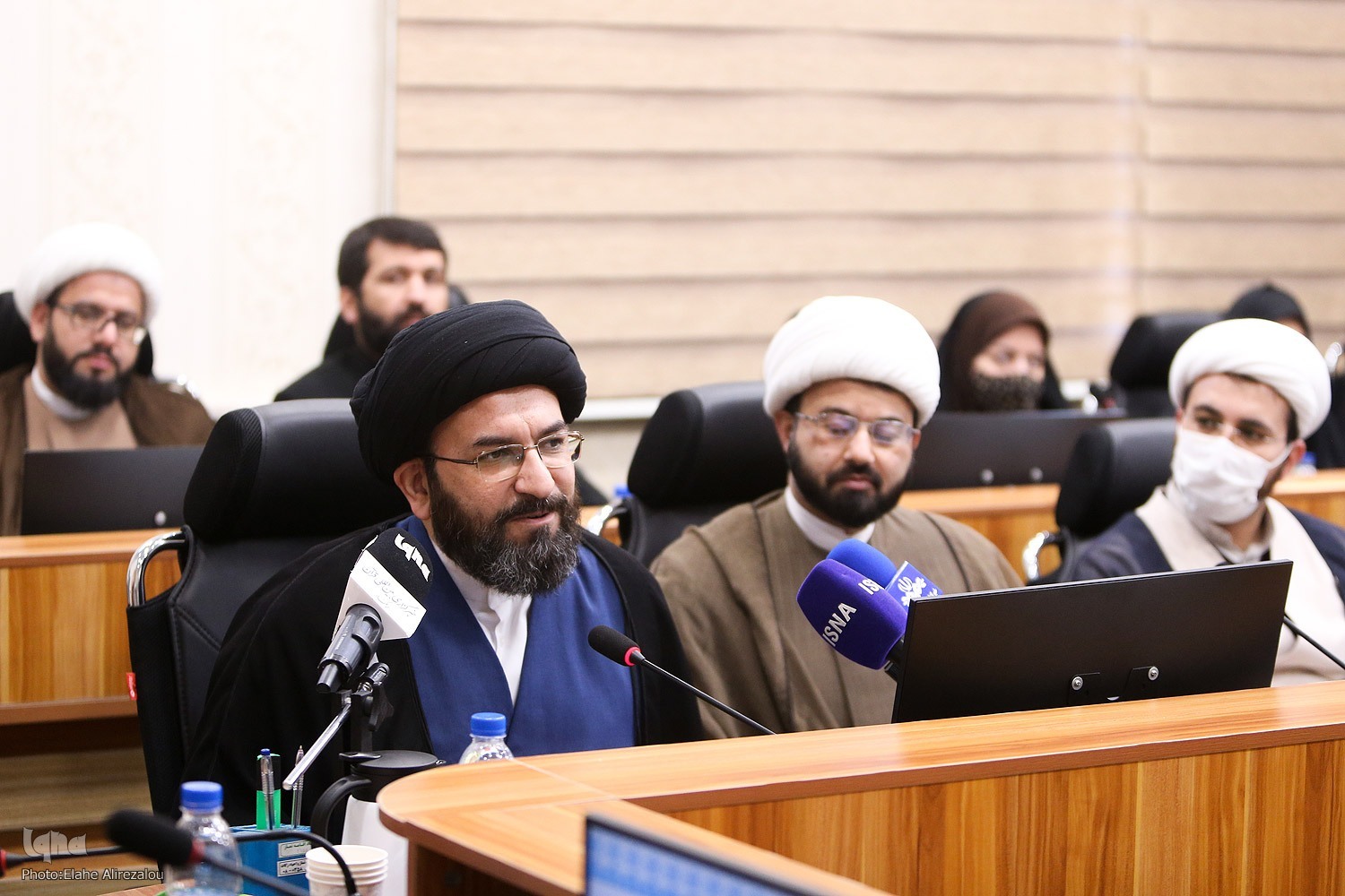 ویژهنامه حجتالاسلام محسن قرائتی منتشر شد ویژهنامه حجتالاسلام محسن قرائتی منتشر شد