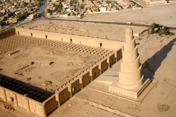 انتقاد از تبدیل شدن محوطه مسجد تاریخی سامراء به تفرجگاه رانندگان